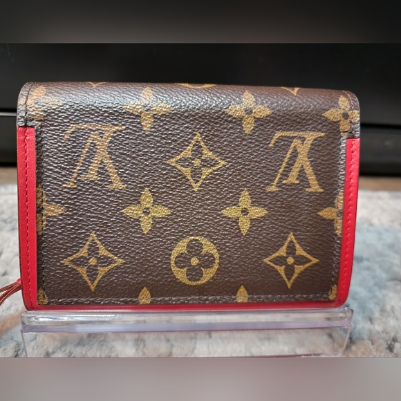 Louis Vuitton Monogram Flore Compact Wallet - Picture 3 of 12